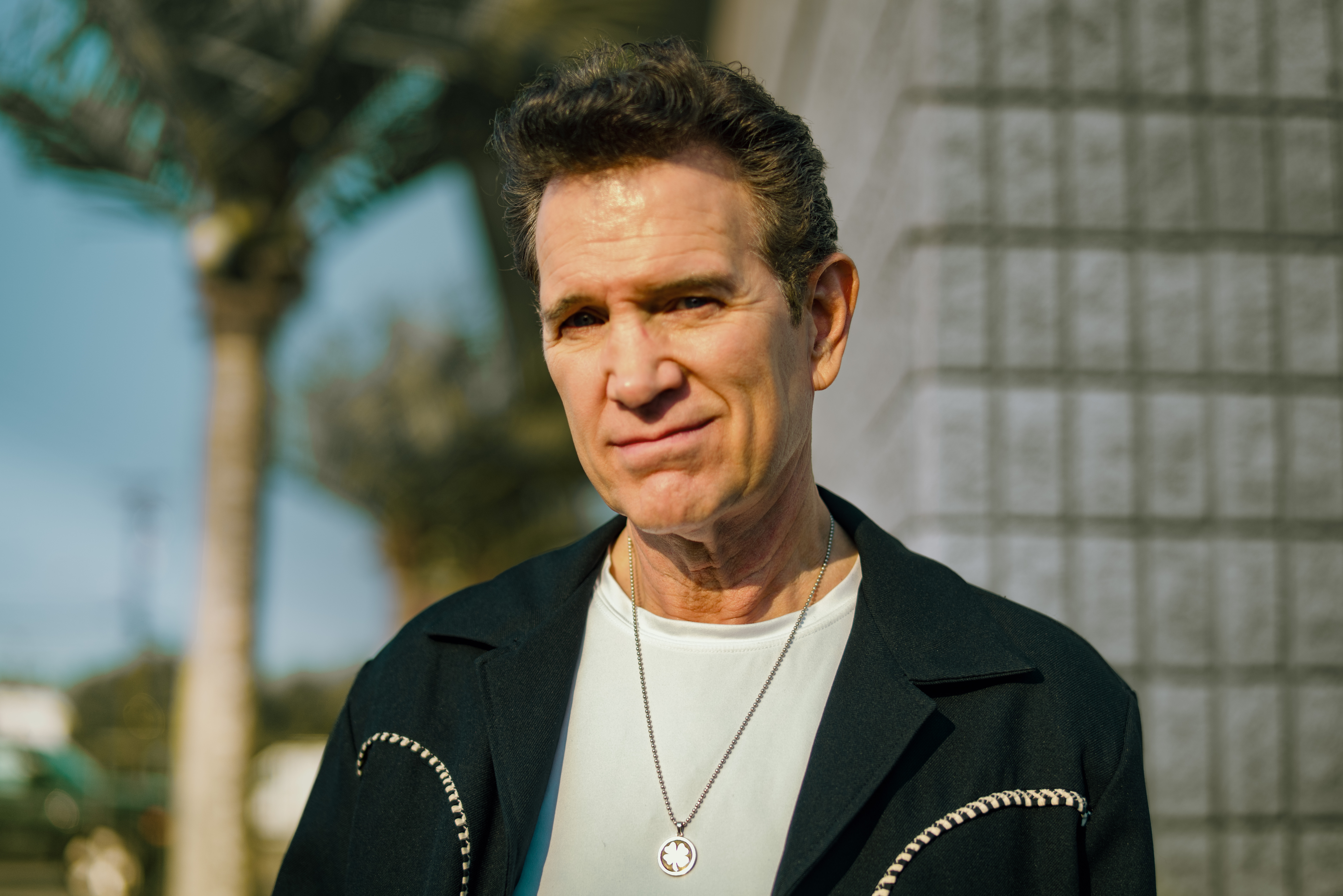 Chris-Isaak_OutsidePortraits-028